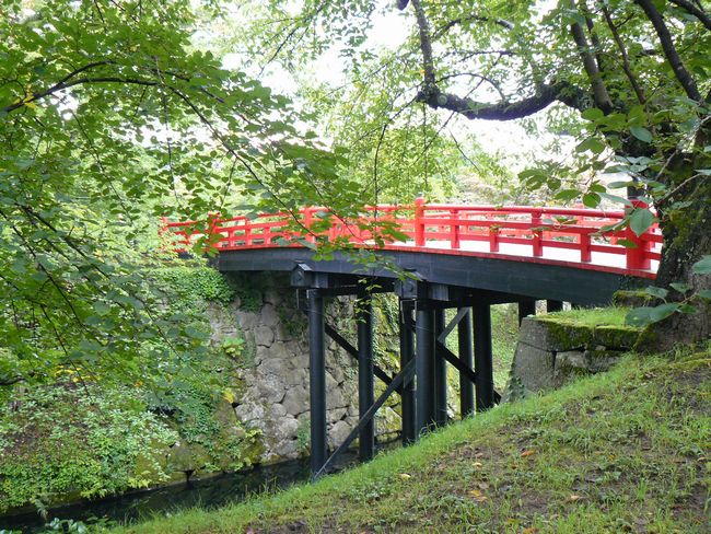 �O�O��E���拴