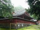 岩木山神社石垣の上に築かれた巨大な拝殿と透塀