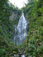 くろくまの滝（鰺ヶ沢町）の全景画像