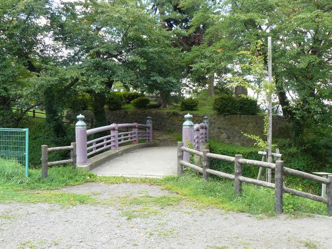 ���Ύs�E���ΐw���i��j