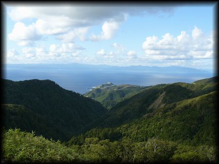 展望台から見た竜飛岬越の北海道
