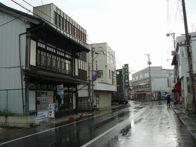 ���B�X���E���ˏh