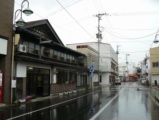 ���B�X���E���ˏh