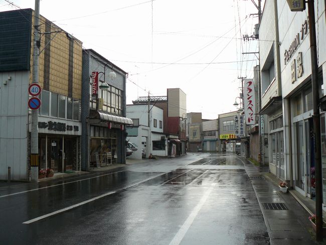 ���B�X���E���ˏh